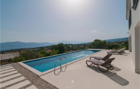 Amazing home in Supetar Brac with Outdoor swimming pool, WiFi and 3 Bedrooms, Škrip